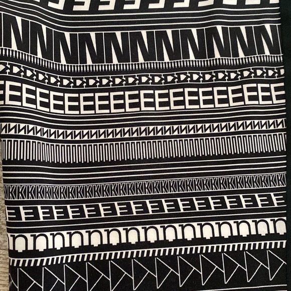 NIKE Ladies Size M Full Length Leggings Excellent Condition! - Picture 3 of 6